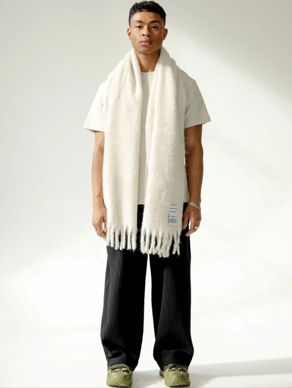 Arctic Fox Reykjavik Scarf Natural White NWT Soft Winter Chunky Unisex